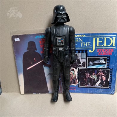 A 1978 Vintage Darth Vader Figurine Booklets Other Items For