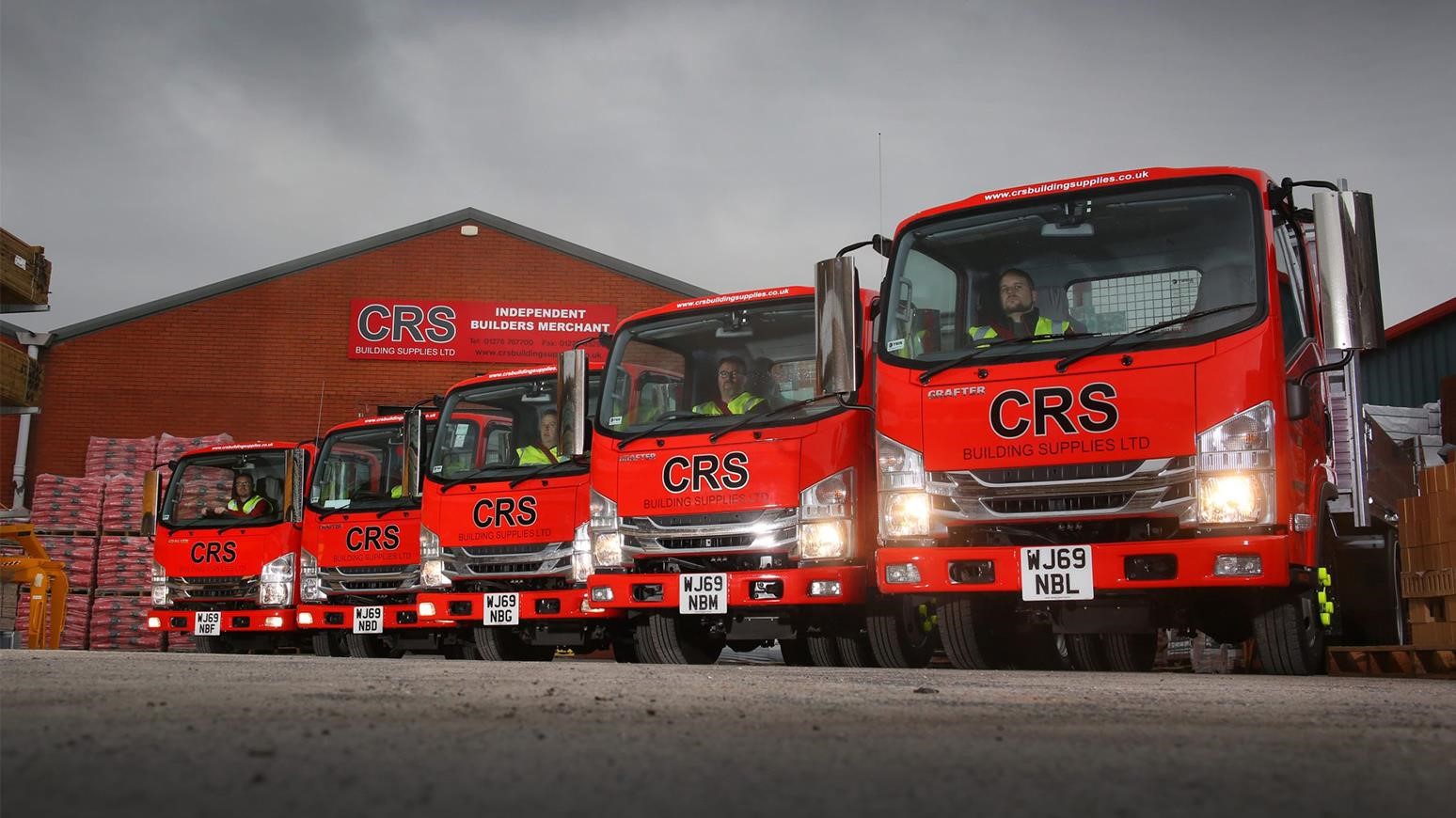 Somerset-Based CRS Building Supplies Replaces Half Of Its 3.5-Tonne Truck Fleet With Seven Isuzu Grafter N35.125 Tippers