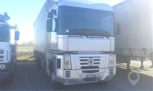 2003 RENAULT MAGNUM 480 Used Curtain Side Trucks for sale