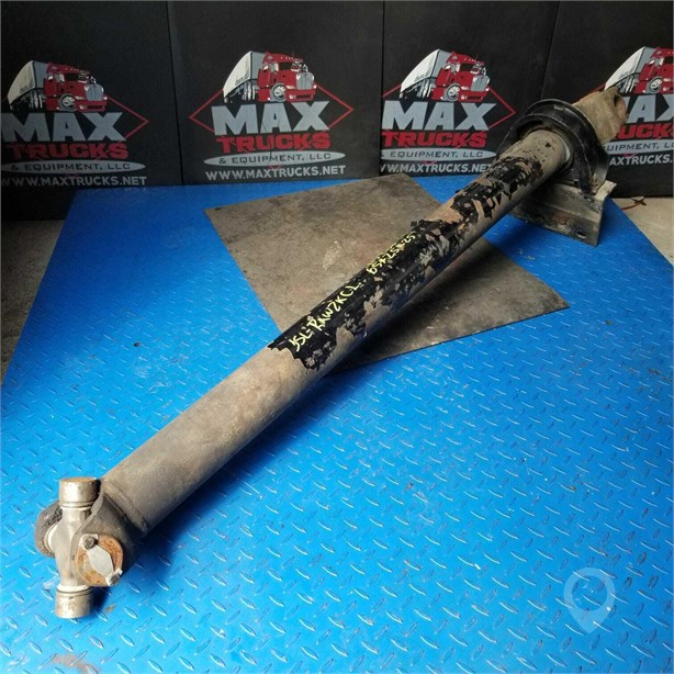 1944 KENWORTH T600 Used Drive Shaft Truck / Trailer Components for sale