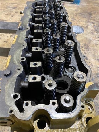 CATERPILLAR 3126 Used Cylinder Head Truck / Trailer Components for sale