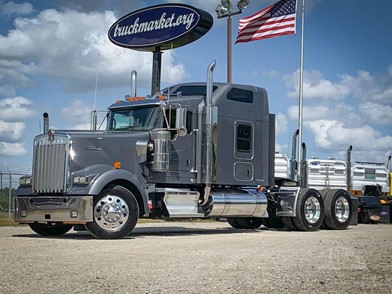 Kenworth W900 Trucks For Sale In Olive Branch Mississippi 45