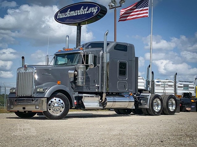 2017 Kenworth W900l For Sale In Olive Branch Mississippi