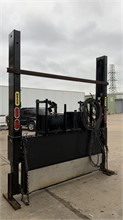 2009 MAXON RAIL GATE Used Other Truck / Trailer Components for sale