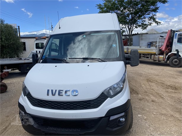 2015 IVECO DAILY 35S15