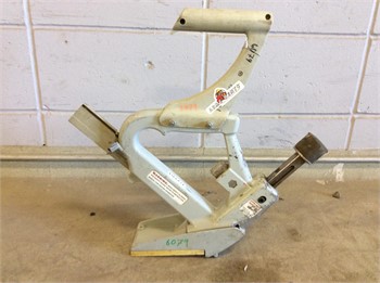 PORTA-NAILER P700 Used Hand Tools Tools/Hand held items for sale