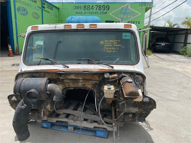 1986 INTERNATIONAL 1954 Used Cab Truck / Trailer Components for sale