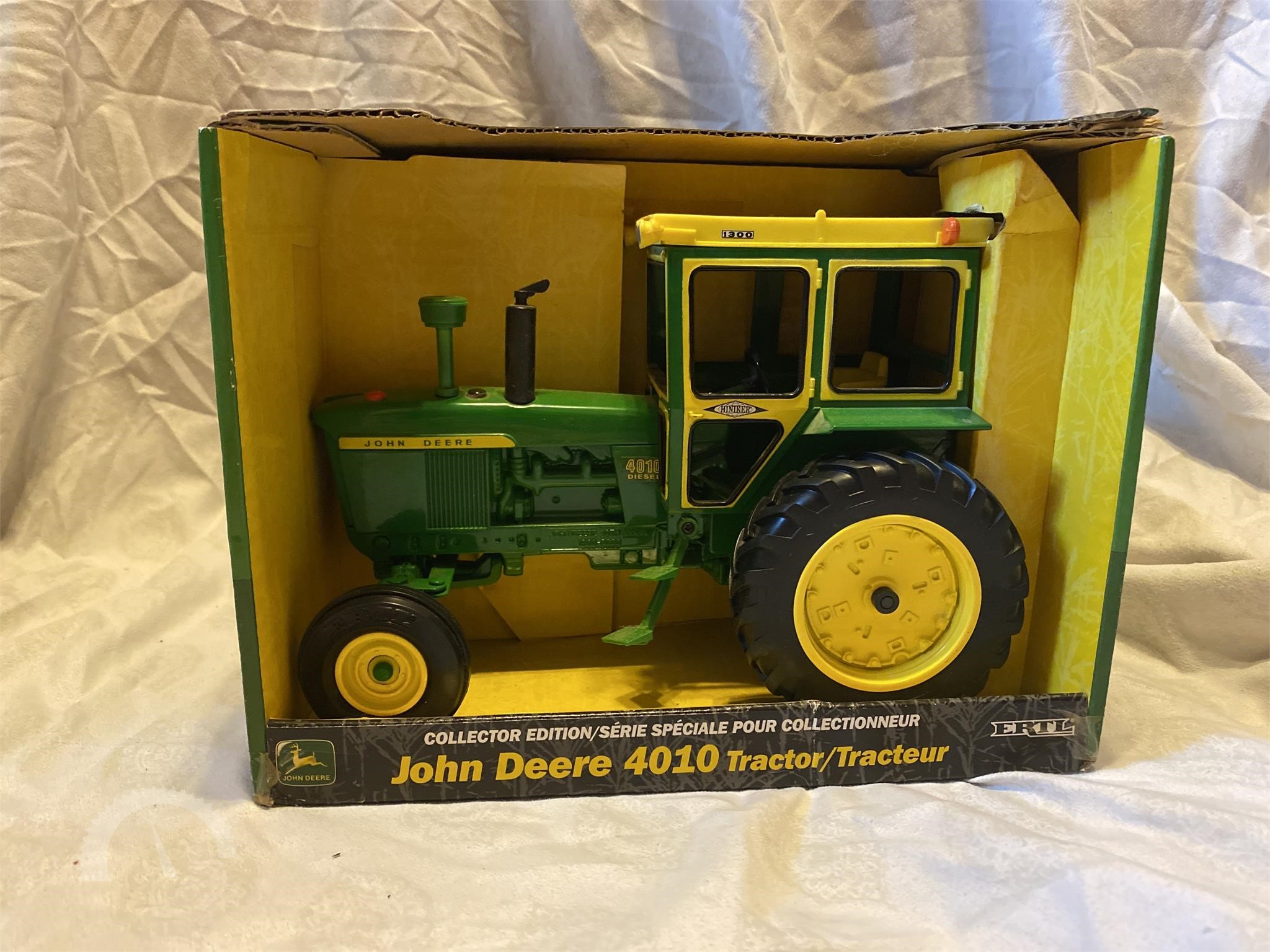 JOHN DEERE JD 50 & 55 Series ERTL Tractor Plastic CAB TOP 1/16 