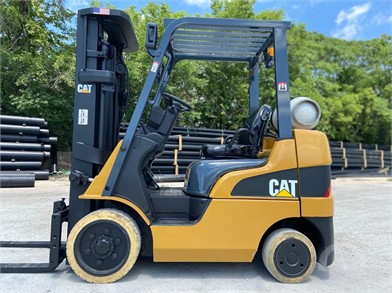 Caterpillar Forklifts Lifts Auction Results 153 Listings Auctiontime Com Page 1 Of 7