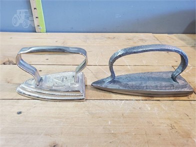 2 Vintage Metal Irons Other Items For Sale 1 Listings Tractorhouse Com Page 1 Of 1