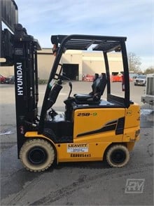 Forklifts Lifts For Rent In Hillsboro Oregon 16 Listings Rentalyard Com Page 1 Of 1