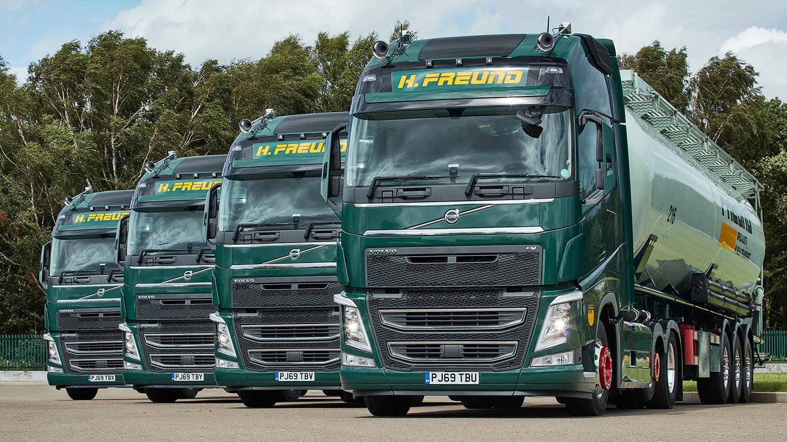 Logistics Specialist H. Freund Takes On Four New Volvo FH Tractor Units