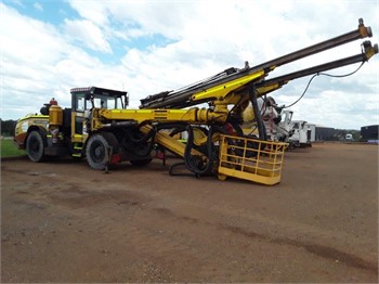 2006 ATLAS COPCO BOOMER E2C Used Directional Drills for sale