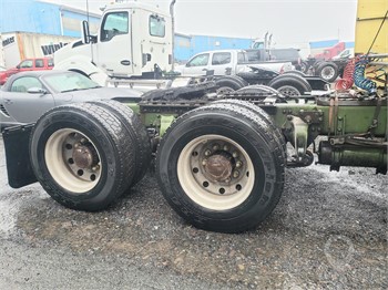 1995 FREIGHTLINER FLD120 Used Cutoff Truck / Trailer Components for sale