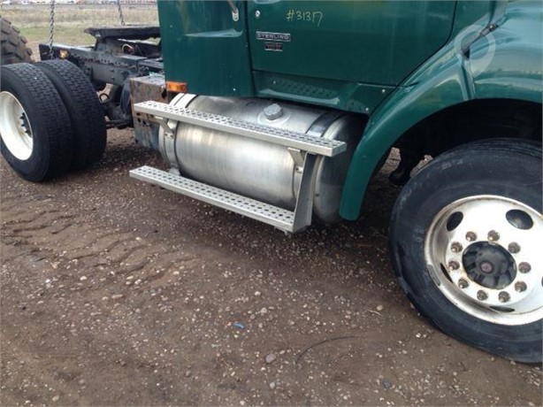 2008 STERLING A9500 Used Battery Box Truck / Trailer Components for sale