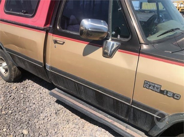 1991 DODGE RAM PICKUP Used Door Truck / Trailer Components for sale
