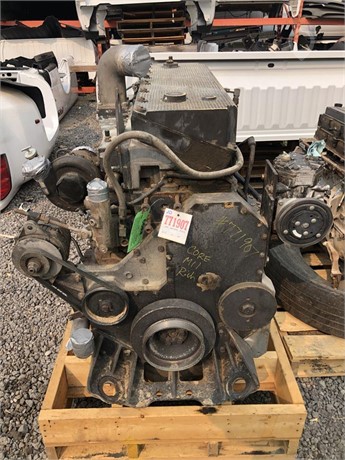 2000 CUMMINS M11 Used Engine Truck / Trailer Components for sale