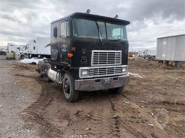 1982 INTERNATIONAL COF-9670 Used Grill Truck / Trailer Components for sale