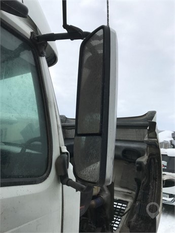 2016 VOLVO VNL 780 Used Glass Truck / Trailer Components for sale