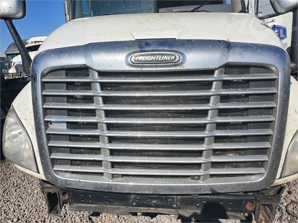 2016 FREIGHTLINER CASCADIA 125 Used Grill Truck / Trailer Components for sale