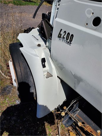 2003 INTERNATIONAL 4200 Used Bumper Truck / Trailer Components for sale