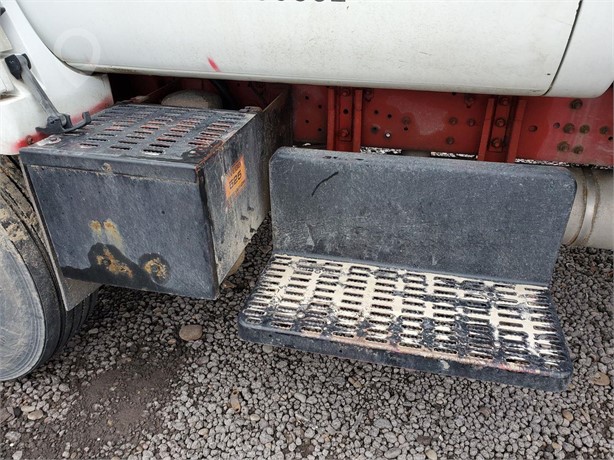 1990 GMC C7000 TOPKICK Used Tool Box Truck / Trailer Components for sale