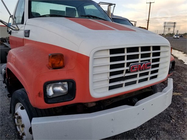 2000 GMC C6500 Used Bonnet Truck / Trailer Components for sale