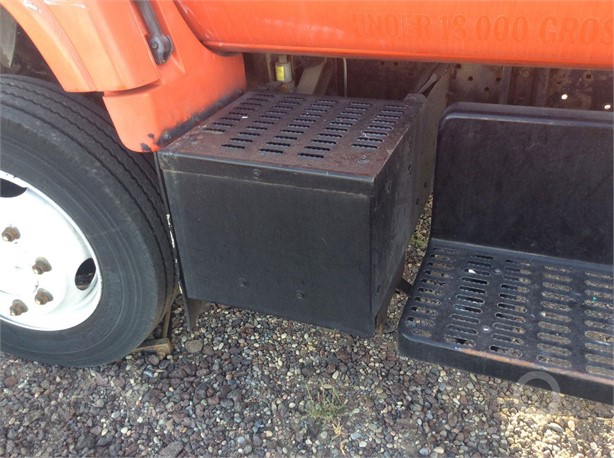 2000 GMC C6500 Used Battery Box Truck / Trailer Components for sale