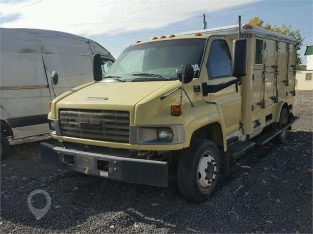 2004 GMC C5500 Used Cab Truck / Trailer Components for sale