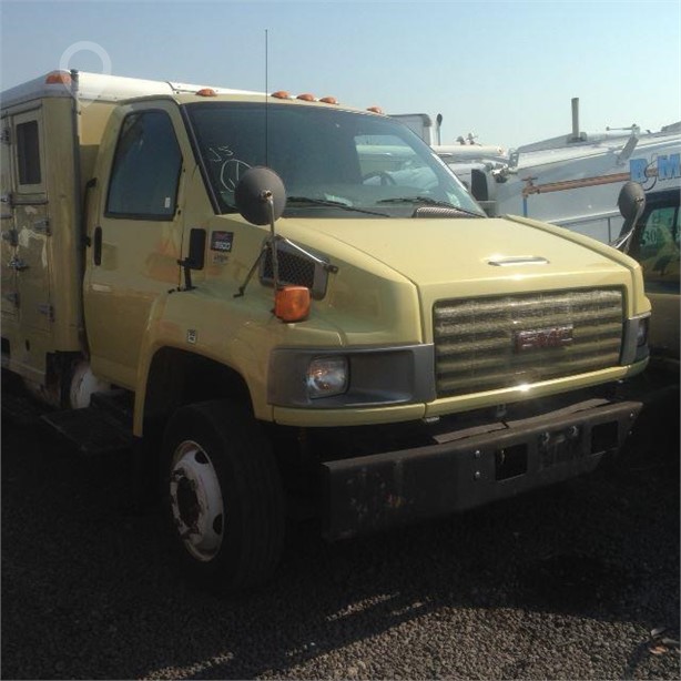 2005 GMC C5500 Used Cab Truck / Trailer Components for sale