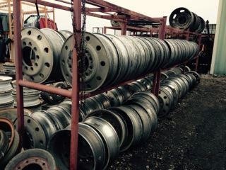 2000 24.5" 24.5 X 8.25 Used Wheel Truck / Trailer Components for sale