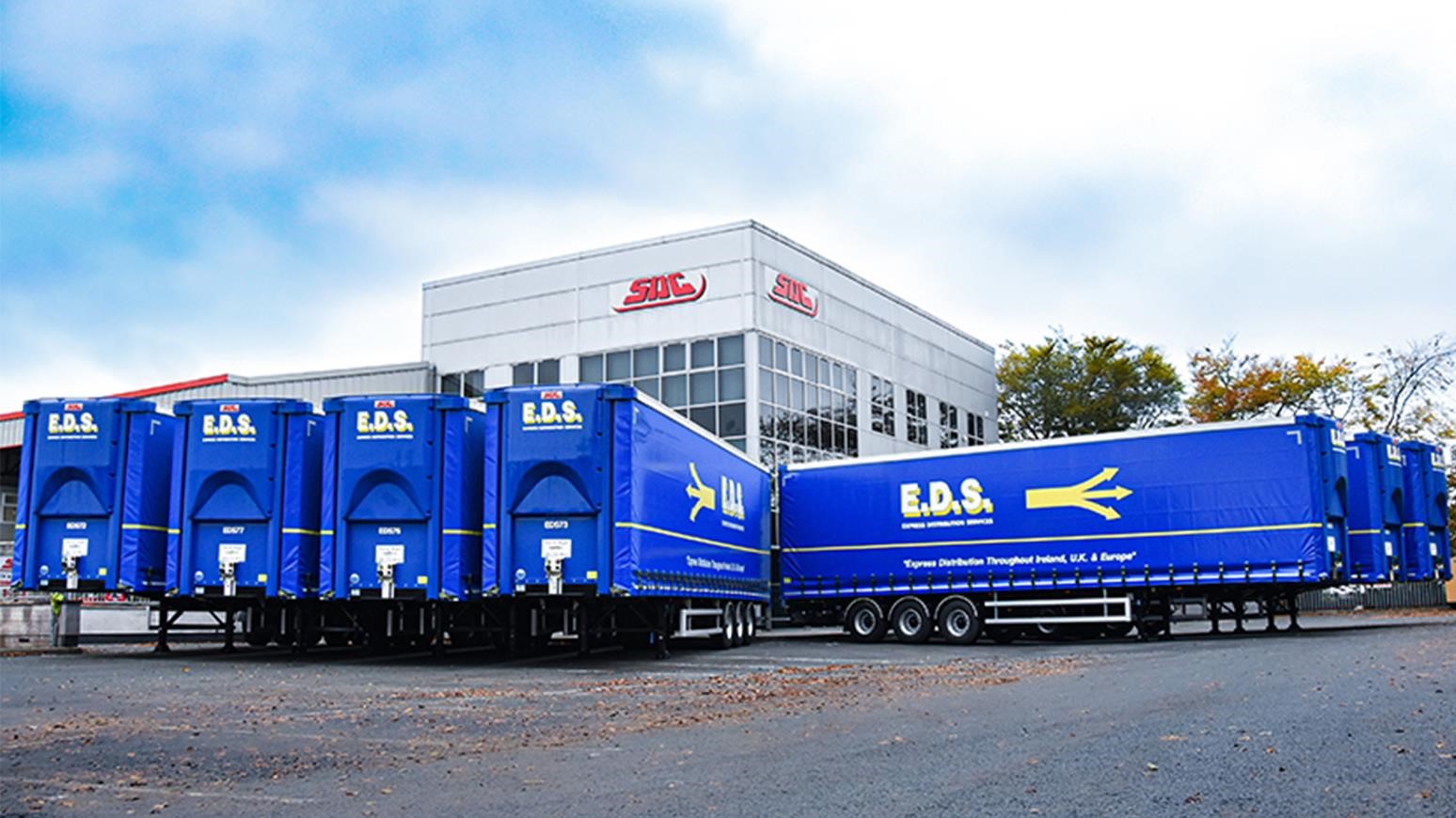 Irish Pallet Distributor Orders 15 SDC Trailers, Including 10 Freespan Curtainsiders & Five Double-Deck Curtainsiders