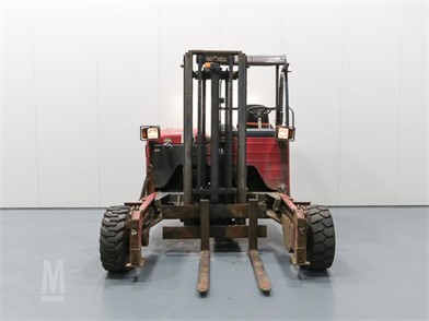 Moffett Forklifts Lifts For Sale 159 Listings Marketbook Ca Page 1 Of 7