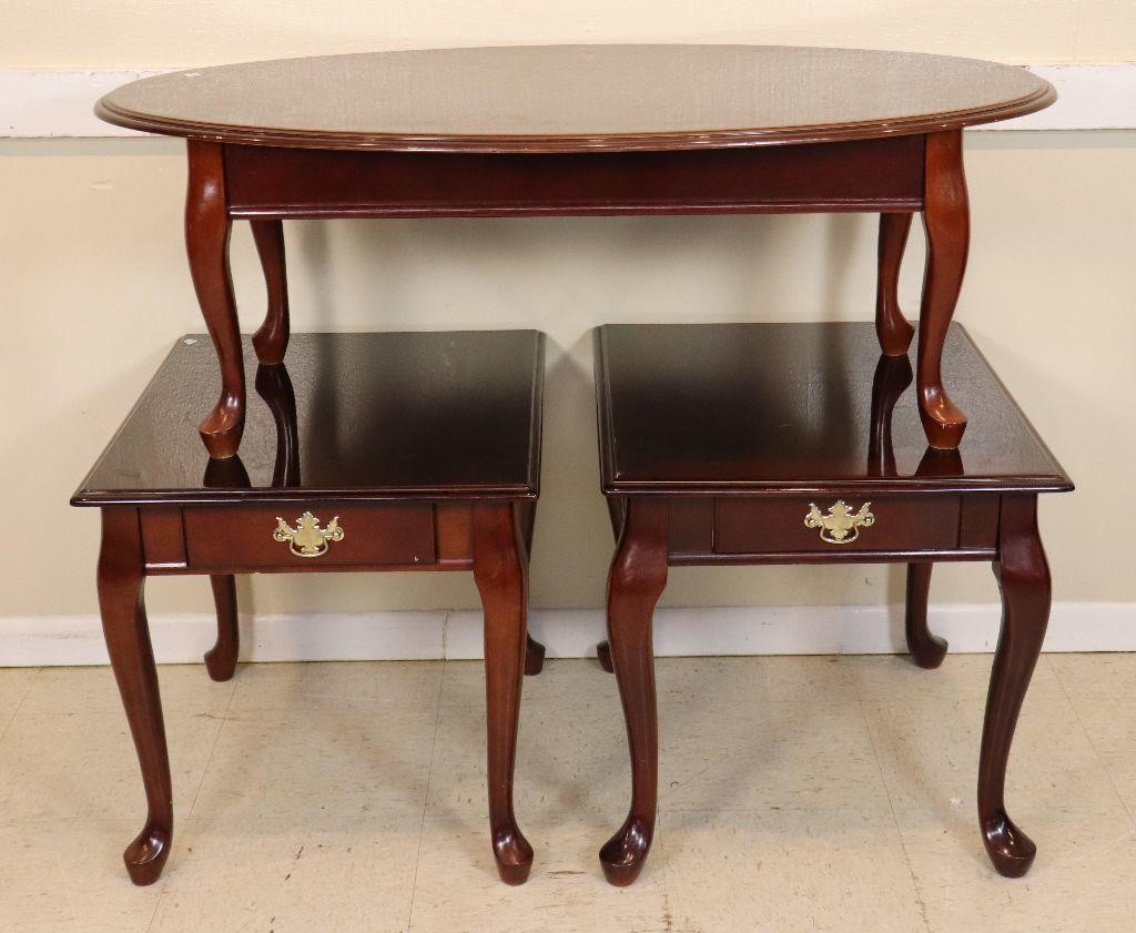 Queen Anne Coffee Table 2 End Tables Mapes Auctioneers Appraisers Queen Anne Coffee Table 2 End Tables Mapes Auctioneers Appraisers