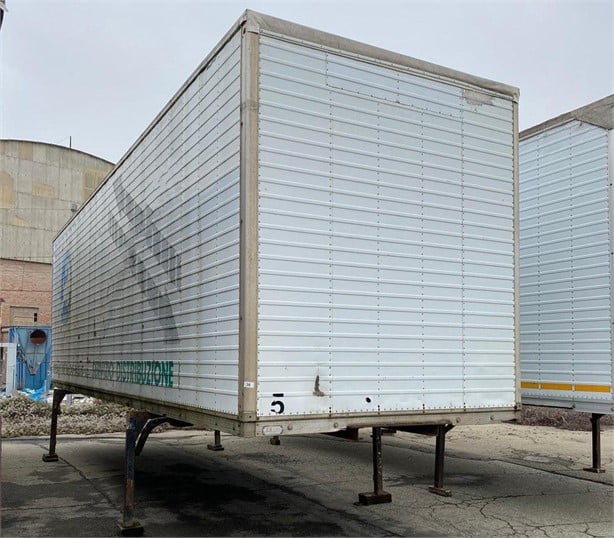 SCHMITZ CASSA MOBILE IN ALLUMINIO Used Cassone di camion in vendita