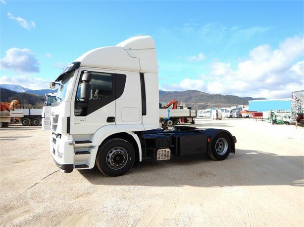 2015 IVECO STRALIS 330 Used Tractor with Sleeper for sale
