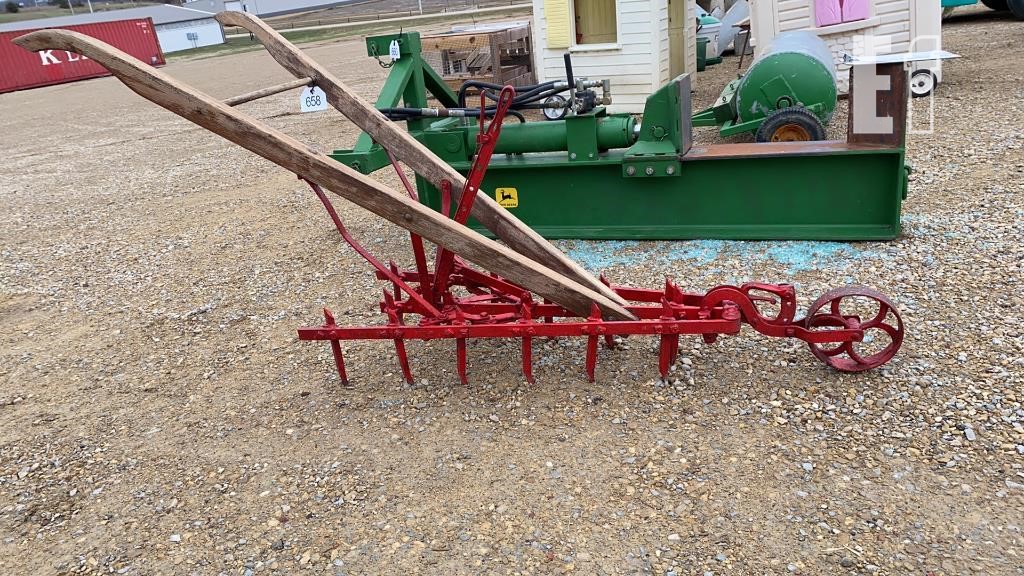 EquipmentFacts.com | HAND CULTIVATOR Online Auctions