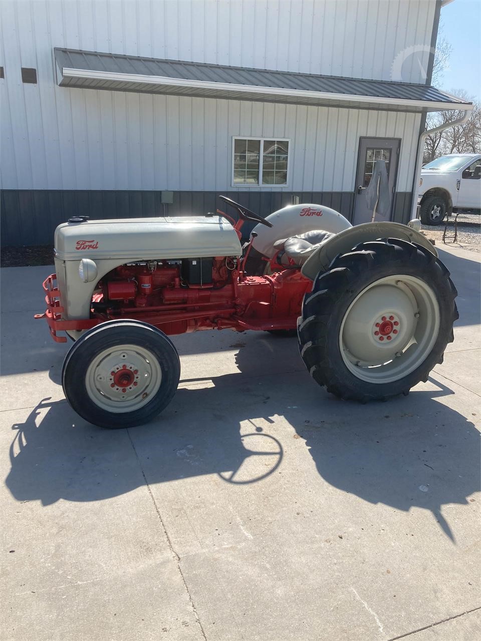 Auctiontime Com 1952 Ford 8n Online Auctions
