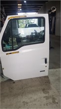 STERLING DOOR LEFT COMPLETE STERLING Used Cab Truck / Trailer Components for sale