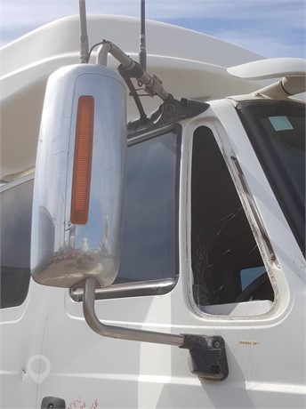 CATERPILLAR MIRROR RH COMPLETE CHROME CAT CT610 Used Other Truck / Trailer Components for sale
