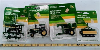 Ford  New Holland 100th Anniversary 4 pc Tractor Set Ertl New 1:64 Scale Sale! 