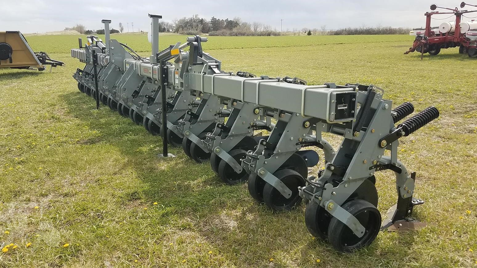 Row Crop Cultivators For 652, 2 Row Cultivator With Side Dresser