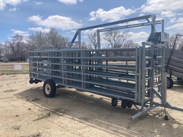 RAWHIDE PORTABLE CORRAL | Online Auctions 