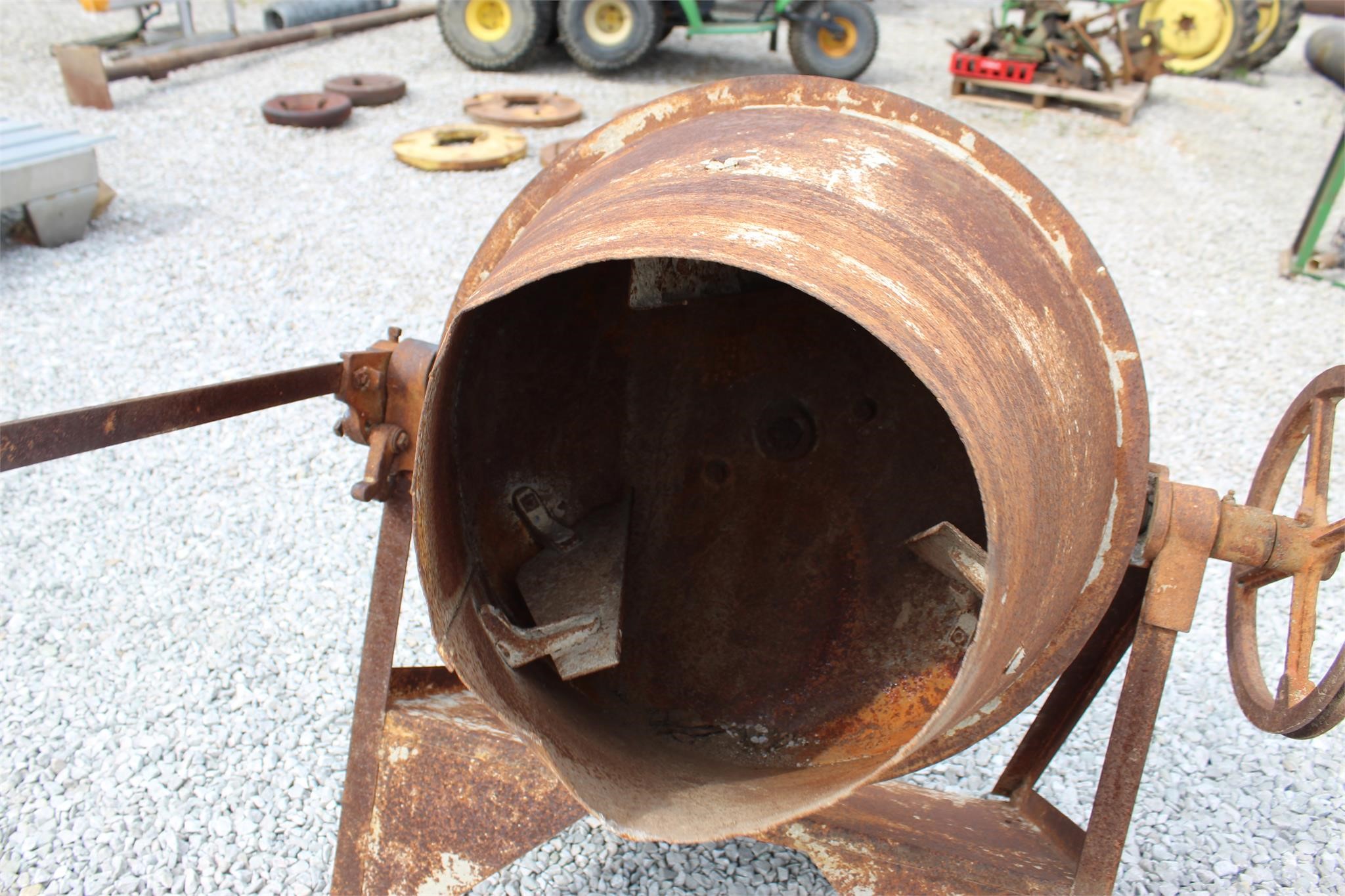 AuctionTime.com | CUSTOM MADE CEMENT MIXER Online Auctions