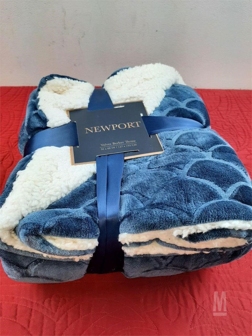 Nib Newport Velvet Berber Throw For Sale In Murray Nib Newport Velvet Berber Throw For Sale In Murray