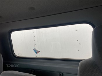 2018 ISUZU NRR Gebraucht Fensterglas LKW- / Anhängerkomponenten zum verkauf