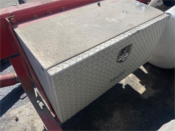 2006 PETERBILT 379 Used Tool Box Truck / Trailer Components for sale