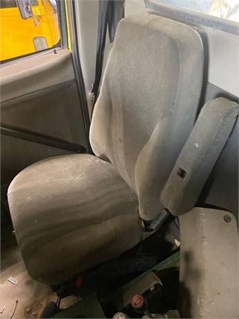 2002 STERLING L9500 Used Sitz LKW- / Anhängerkomponenten zum verkauf