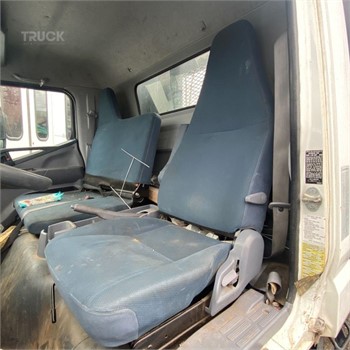 2012 MITSUBISHI FEC92S Gebraucht Sitz LKW- / Anhängerkomponenten zum verkauf