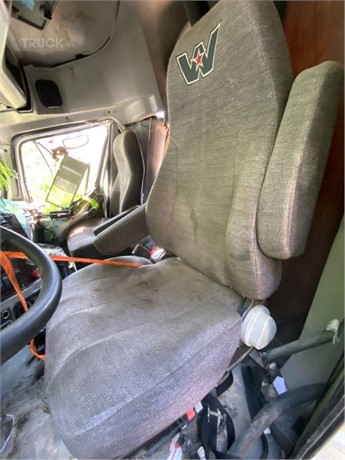2012 WESTERN STAR 4900FA Used Sitz LKW- / Anhängerkomponenten zum verkauf